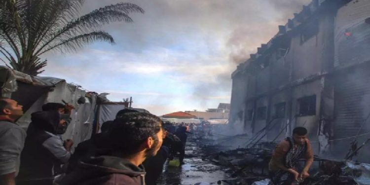 জাতিসংঘের একটি আশ্রয়কেন্দ্রে ইসরায়েলি হামলায় নিহত- ৯