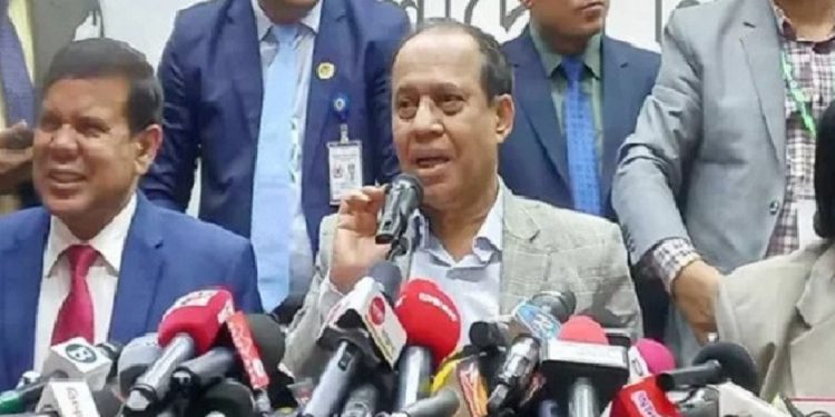দ্বাদশ সংসদ নির্বাচনে ২৯৮টি আসনেভোট পড়েছে ৪১.৮ শতাংশ: সিইসি