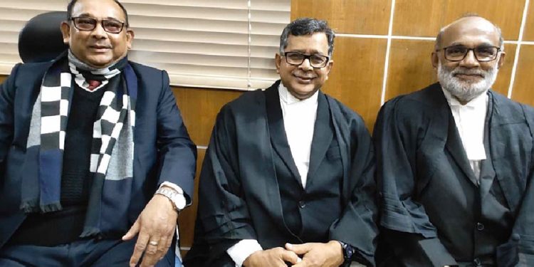সুপ্রিম কোর্টে আইনপেশায় ফিরে এসেছেন সাবেক তিন মন্ত্রী