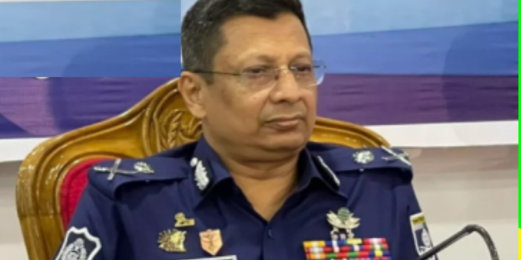 মাদকের সাথে জড়িত পুলিশ সদস্যদের বিরুদ্ধে কঠোর সাজার ব্যবস্থা নেওয়া হবে: আইজিপি