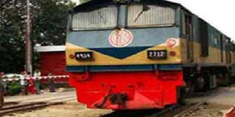 কুড়িল বিশ্বরোডে ট্রেনের ধাক্কায় নিহত- ১,আহত- ১