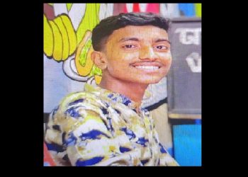 দনিয়া এলাকায় বন্ধুদের সঙ্গে ঘুরতে গিয়ে এক শিক্ষার্থীর রহস্যজনক মৃত্যু