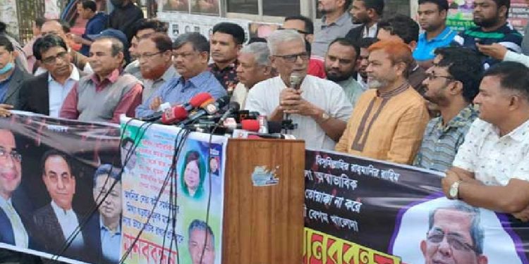 মির্জা ফখরুল আপনার কাছে আমরা ক্ষমা চাই: জয়নাল আবদিন ফারুক