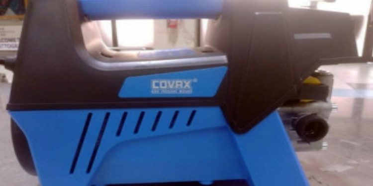 ১ কেজি ২০০ গ্রাম স্বর্ণসহ শাহ আমানত বিমান বন্দর থেকে যাত্রী আটক