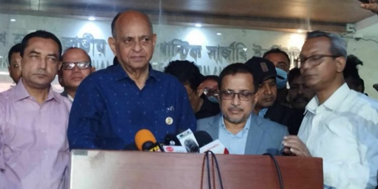 বেইলি রোডে অগ্নিকাণ্ডে বার্ন ইনস্টিটিউটে ভর্তি রোগীদের জন্য ১৭ সদস্যের মেডিকেল বোর্ড গঠন