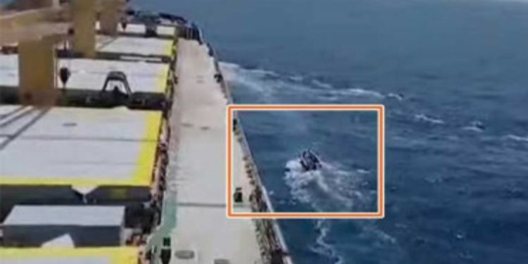 জলদস্যুদের নিয়ন্ত্রণে ‘এমভি আবদুল্লাহ’ নাবিকের অডিও বার্তায়