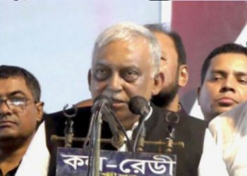 কারওয়ান বাজারের পাইকারদের গাবতলীতে স্থানান্তরের পরামর্শ দিয়েছেন স্বরাষ্ট্রমন্ত্রী