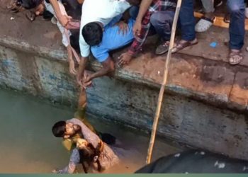 প্রেমিক থাপ্পড় দেওয়ায় লঞ্চ থেকে কীর্তনখোলা নদীতে ঝাঁপ দিলেন প্রেমিকা