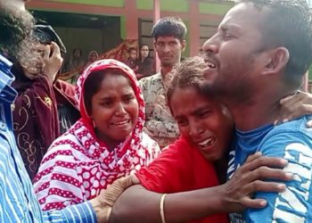 শ্যালিকার সাথে পরকীয়া, দুলাভাইকে কুপিয়ে হত্যা করলো শ্যালকরা