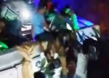 ফ্লাইওভার থেকে যাত্রীবাহী বাস পড়ে নিহত- ৫,আহত- ৪০