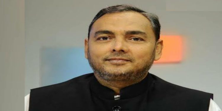 আমদানি পণ্যে ট্যাক্স না কমালে সাধারণ মানুষকে ভুগতে হয় : টিটু