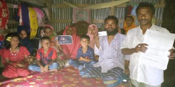 পৈত্রিক ভিটা চাচাতো ভাইদের দখলে থাকায় ঝুপরি ঘরে বসবাস করছেন শাহজাহান ও তার পরিবার