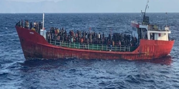 জিবুতি উপকূলে অভিবাসীদের বহনকারী নৌকা ডুবে নিহত অন্তত ৩৩