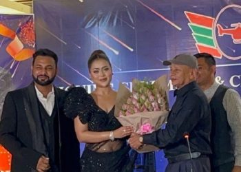 হেলিকপ্টার ব্যাবসায় নামলেন সীমান্ত-বারিশ দম্পতি