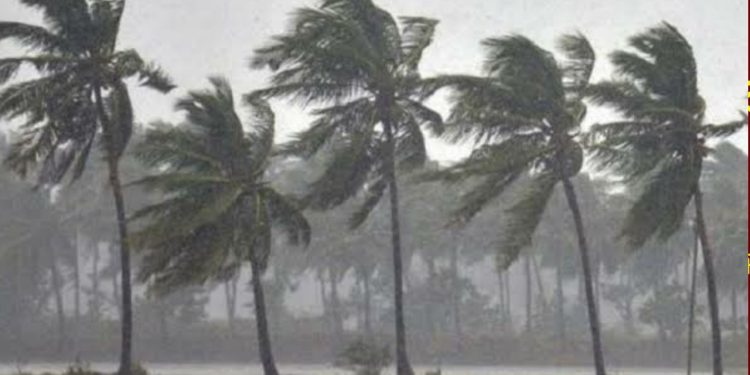 আগামীকাল রোববার থেকে বজ্রপাত, কালবৈশাখী ও শিলাবৃষ্টির আশঙ্কা