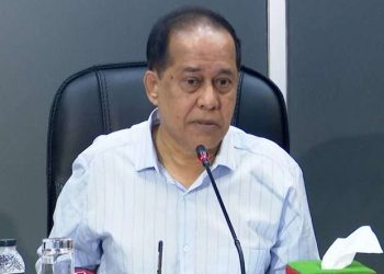 কে নির্বাচনে আসলো কিংবা কে আসলো না সেটা নিয়ে ভাবা আমাদের বিষয় না: সিইসি