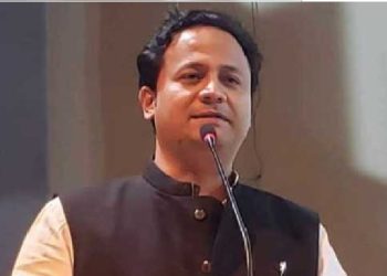 দুর্যোগকালীন শিক্ষাপ্রতিষ্ঠান খোলা বা বন্ধ রাখার বিষয়ে স্ব স্ব জেলাগুলো নিজেরাই সিদ্ধান্ত নেবে: শিক্ষামন্ত্রী