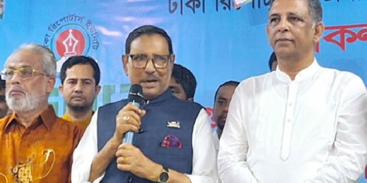 সংবাদ বোঝে না, এর ধারেকাছেও নেই এমন অনেকেই দেখি সরকারি অফিসে গিয়ে বসে থাকে: ওবায়দুল কাদের