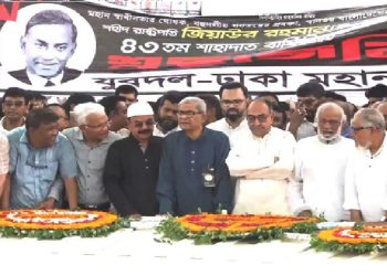 দেশের গণতন্ত্র নির্বাসিত করে সরকার জোর করে ক্ষমতায় টিকে আছে: ফখরুল
