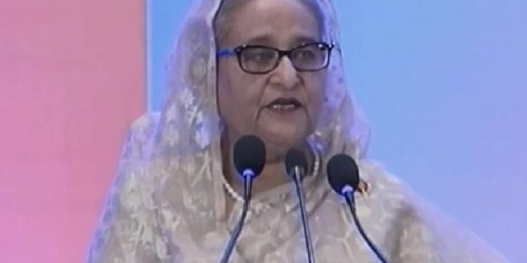 ২০০১ সালে বিএনপি সরকার ক্ষমতায় এসে সব কমিউনিটি ক্লিনিক বন্ধ করে দেয়: প্রধানমন্ত্রী