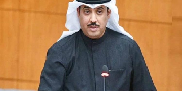 দেশের মাটিতে পা রাখা মাত্রই গ্রেপ্তার সাবেক মন্ত্রী