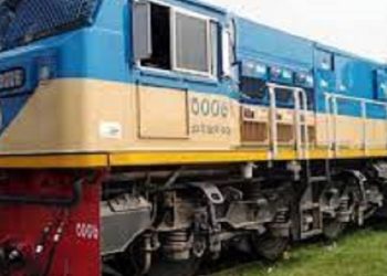 ট্রেনের ইঞ্জিন থেকে পড়ে এক ব্যক্তির মৃত্যু