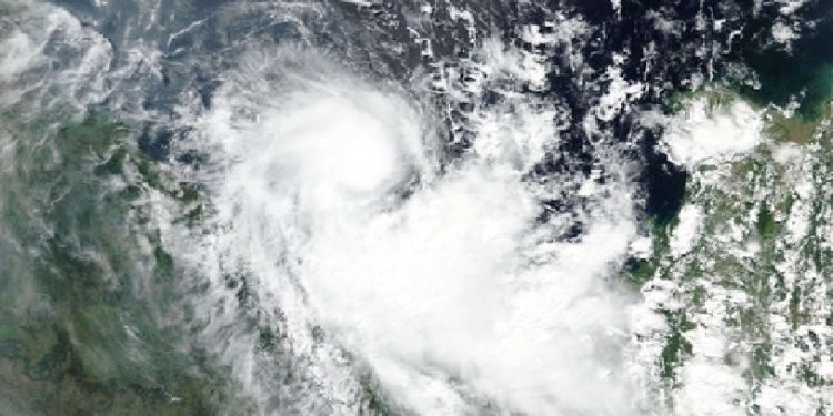 মে মাসে দুটি লঘুচাপ সৃষ্টি হতে পারে নিতে পারে নিম্নচাপ ঘূর্ণিঝড়ে রূপ