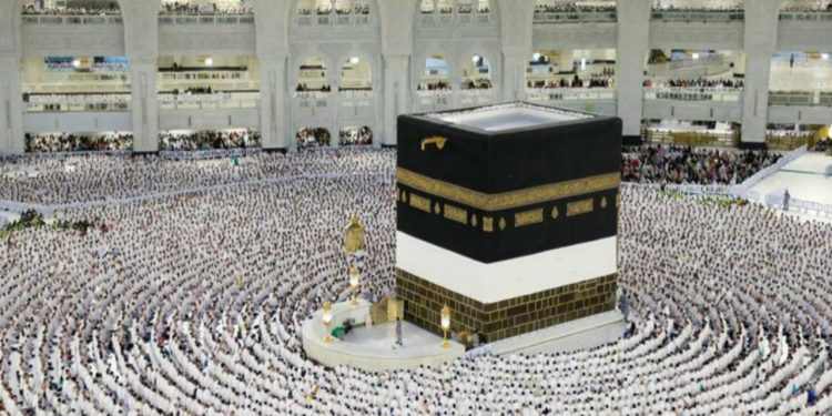 আজ শুরু হচ্ছে হজের আনুষ্ঠানিকতা