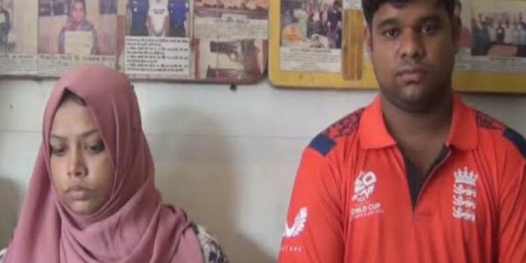 দিনাজপুরে ম্যাজিস্ট্রেট পরিচয়ে প্রতারণা করা ইসরাত গ্রেপ্তার