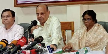সাংবাদিকদের সঙ্গে যেন বৈষম্য-বিবাদ না হয় পরিচালককে ডেকে বললেন স্বাস্থ্যমন্ত্রী