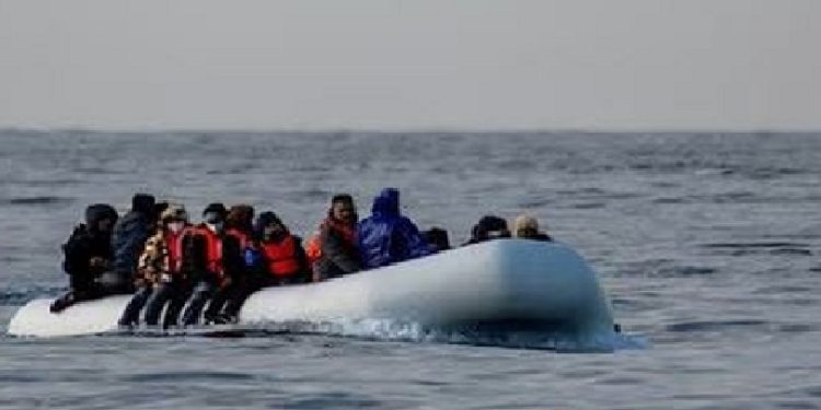 ইয়েমেনে নৌকাডুবিতে ৩৮ জন অভিবাসী নিহত