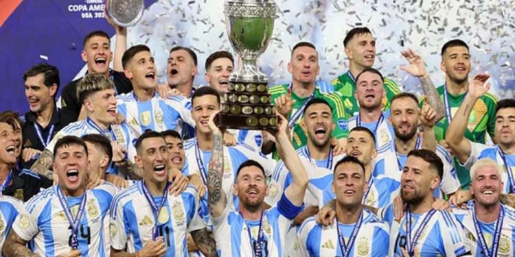 কলম্বিয়াকে হারিয়ে ১৬তম শিরোপা ঘরে তুলেছে আর্জেন্টিনা