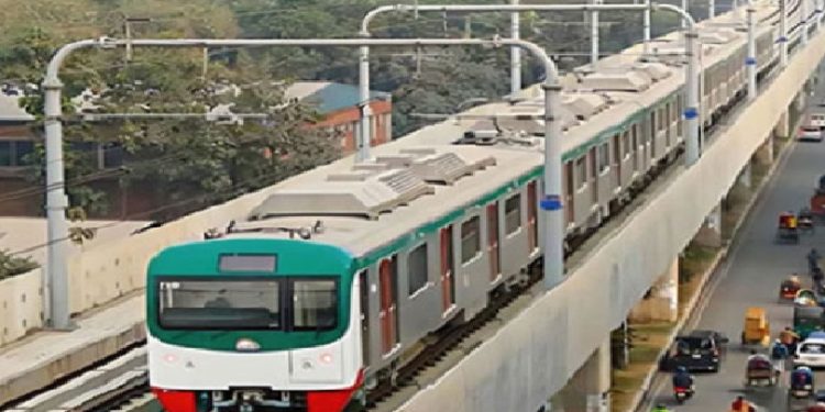 কোটাবিরোধীদের ‘বাংলা ব্লকেড’, বন্ধ হতে পারে মেট্রোরেলও