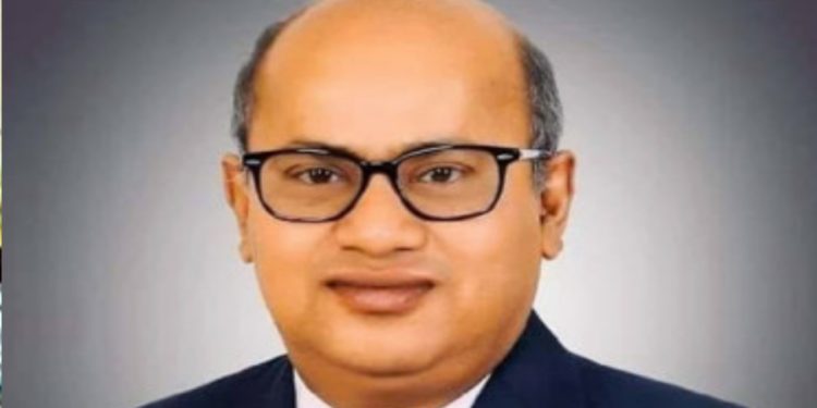 পদত্যাগ করলেন অ্যাটর্নি জেনারেল আবু মোহাম্মদ আমিন উদ্দিন