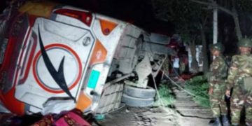 ঢাকা-সিলেট মহাসড়কে সড়ক দুর্ঘটনায় নিহত-১ আহত- ৪৪