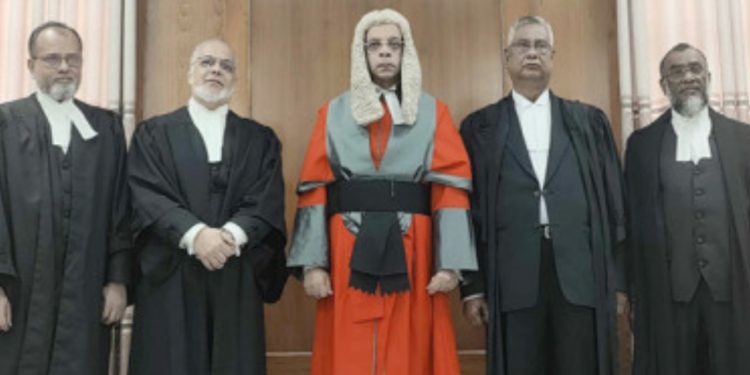 আপিল বিভাগের চার বিচারপতি শপথ নিলেন