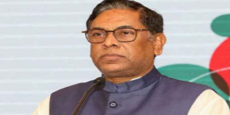 বনানীতে সাবেক বিদ্যুৎ প্রতিমন্ত্রী নসরুল হামিদ বিপুর ‘প্রিয় প্রাঙ্গণ’ ভবনে রাতভর অভিযান