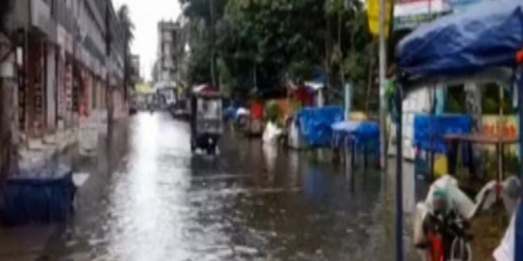 তলিয়ে গেছে নোয়াখালী হাটবাজারসহ সব স্থান