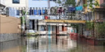 সিলেট বিভাগের নদ-নদীতে পানি বাড়া অব্যাহত, আতঙ্কে সিলেটের মানুষ