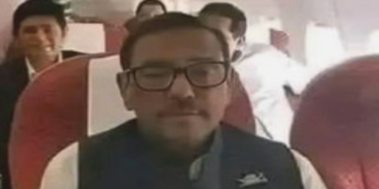 ওবায়দুল কাদেরের ব্যাংক হিসাব স্থগিত