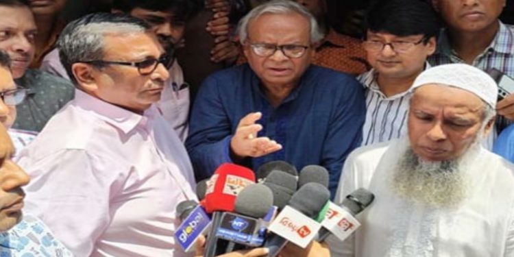 শেখ হাসিনাসহ অপরাধীদের বিচার না করা হয় তাহলে বাংলাদেশ কবরস্থানে পরিণত হবে: রিজভী