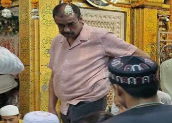  দিল্লিতে শামীম ওসমান, দেখা মিলল নিজাম উদ্দিন আউলিয়ার মাজারে