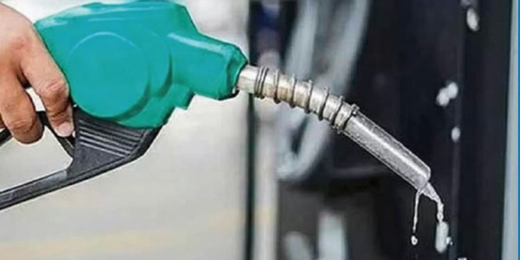 পেট্রলের দাম আবারো কমানো হলো