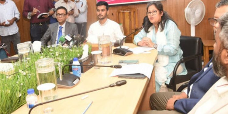 সংসদ সদস্য সাকিবের নিরাপত্তা চাওয়া অবান্তর: আসিফ মাহমুদ