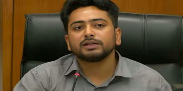 শেখ মুজিবুর রহমান অবশ্যই জাতির জনক না: নাহিদ ইসলাম