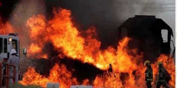 জ্বালানি ট্যাংকার বিস্ফোরণে নাইজেরিয়ায় নিহত-১৪৭