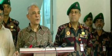 পলাতক পুলিশ সদস্যরা সন্ত্রাসী বিবেচিত হবে এবং দেখামাত্রই গ্রেপ্তার: জাহাঙ্গীর আলম