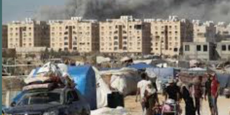 লেবানন থেকে বাংলাদেশে ফিরছেন ৫৪ বাংলাদেশি