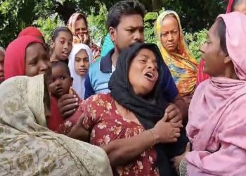 চুয়াডাঙ্গায় গৃহবধূকে কুপিয়ে হত্যা, স্বামী পলাতক