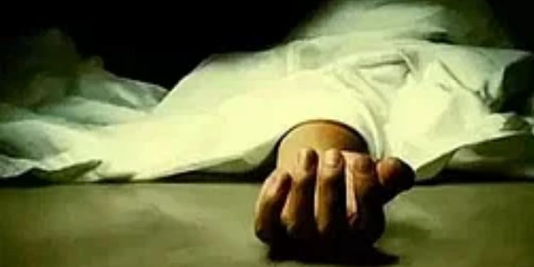 বেকারীর মেশিনে পড়ে আশুলিয়ায় যুবকের মৃত্যু